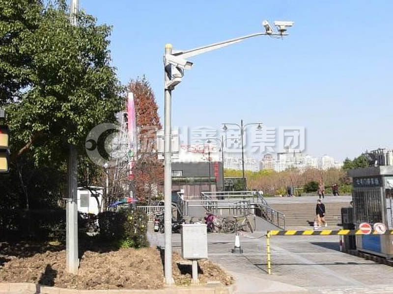 DJG-024，電子警察桿，治安監(jiān)控桿