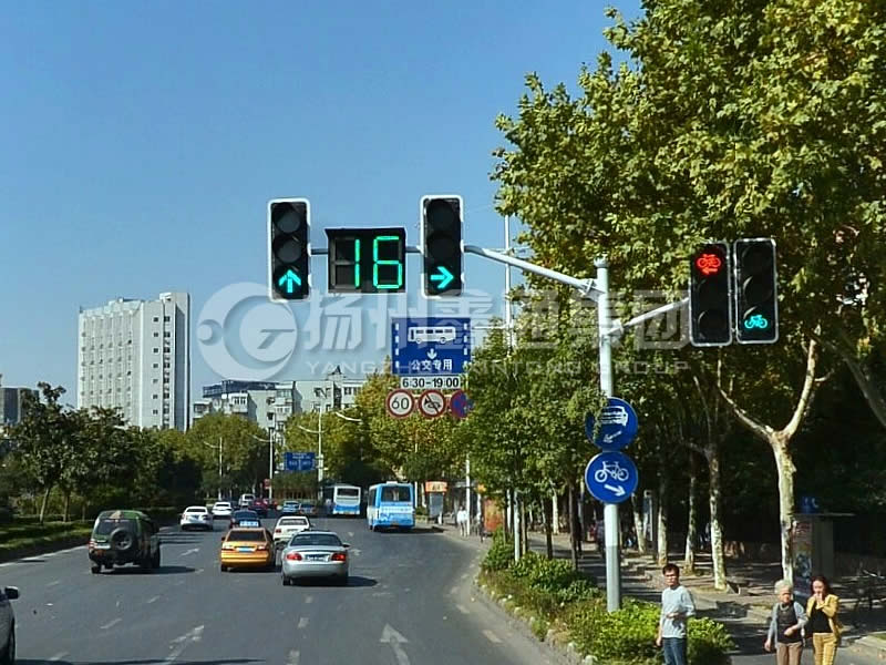XHDG-039，燕翅信號(hào)燈桿，南京信號(hào)燈桿